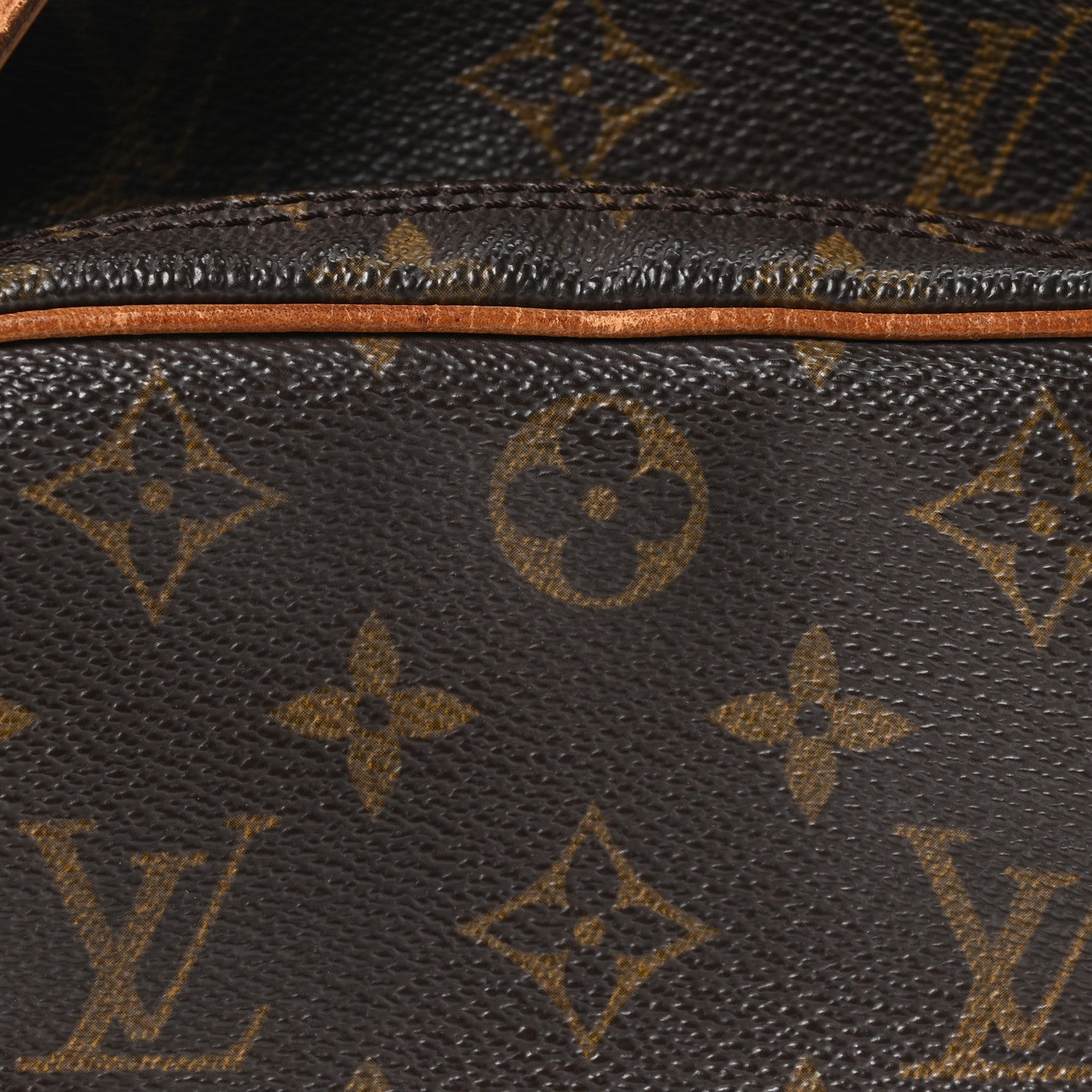 Monogram Amazone