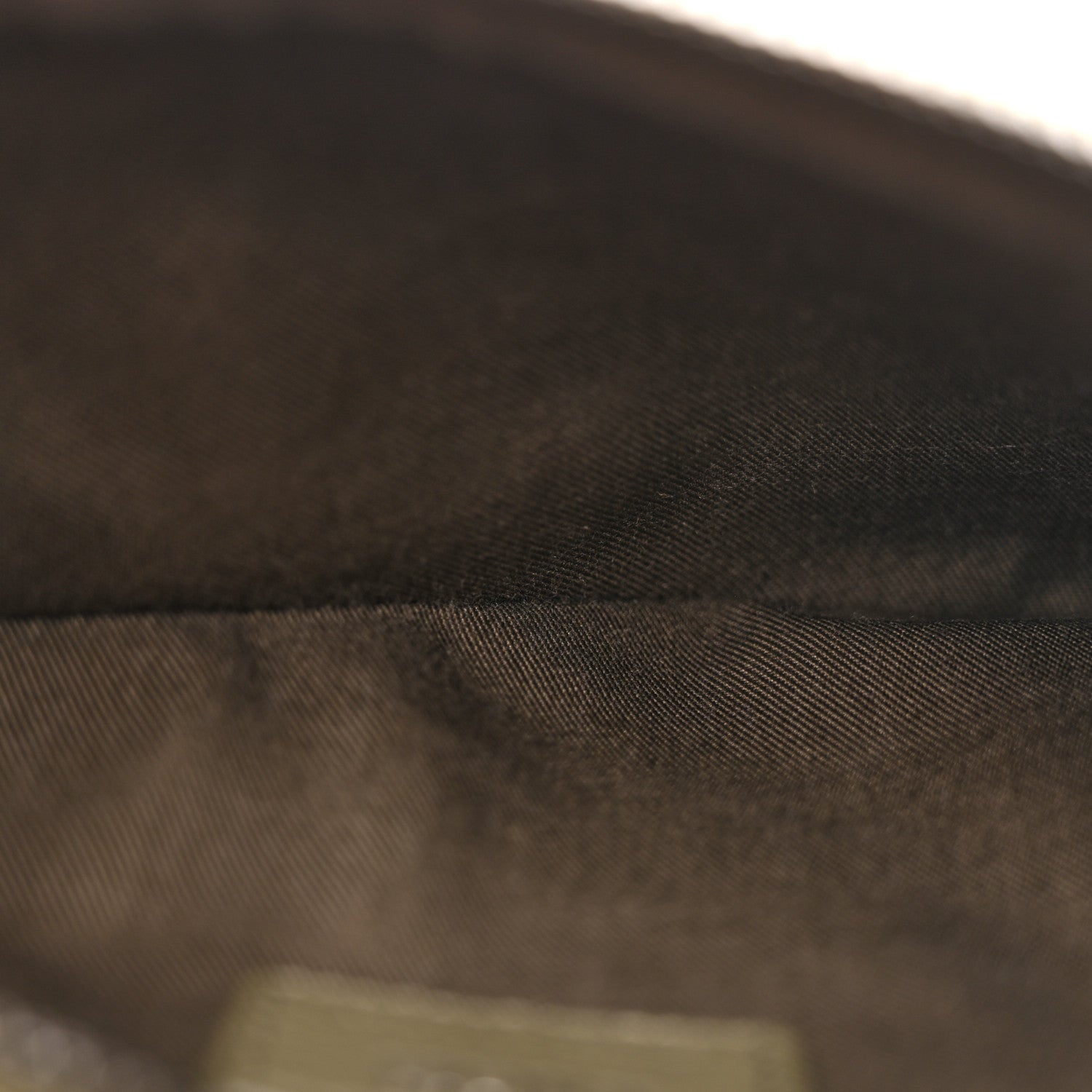 Oblique Saddle Triple Pouch Green