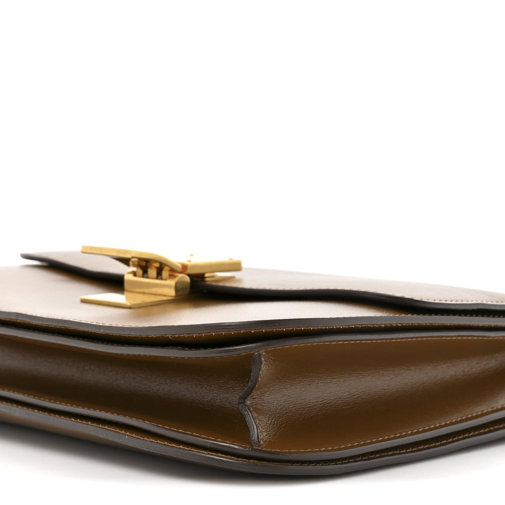 Box Calfskin Medium Classic Box Flap Bag Camel