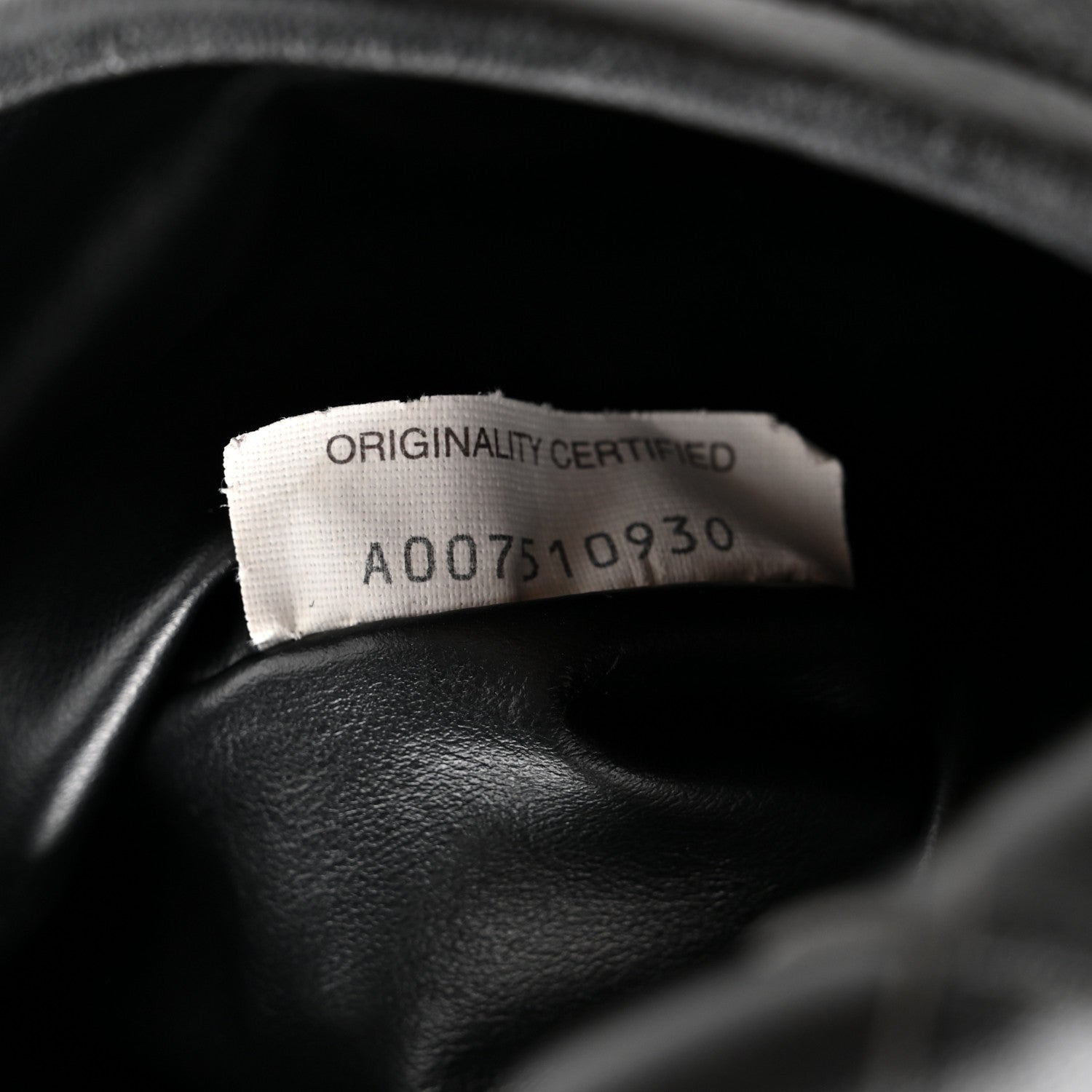 Calfskin Intrecciato Mini Hop Black