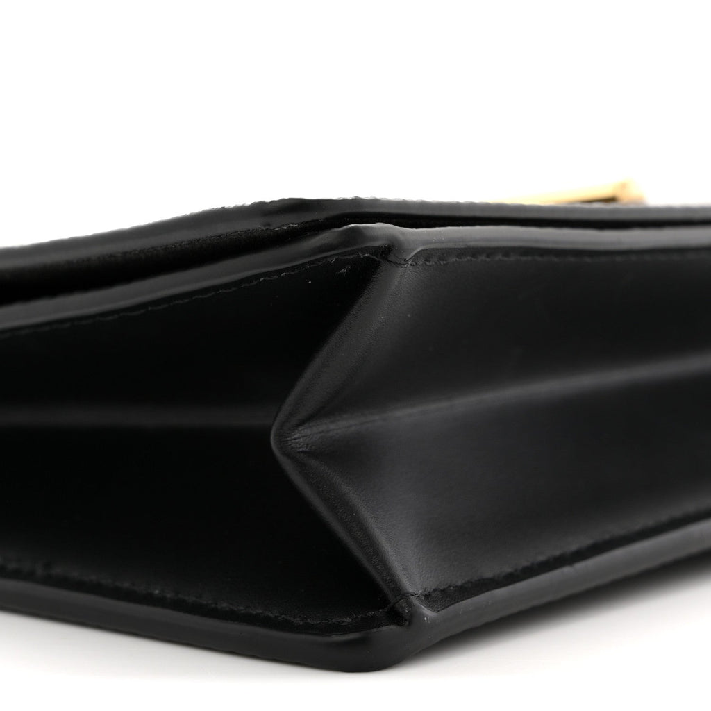 Epi Twist Belt Chain Wallet Black