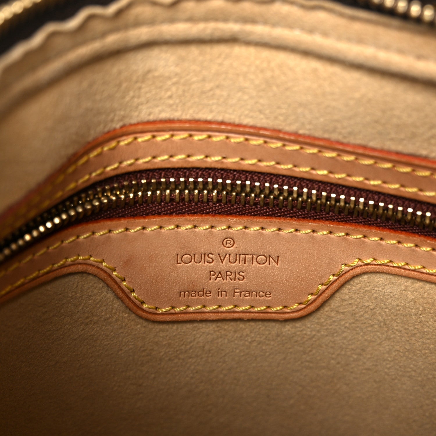 Monogram Looping MM