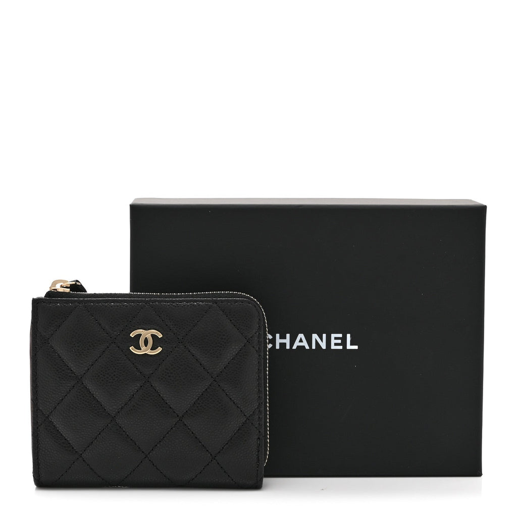 Caviar Quilted CC Zip Around  Holder Wallet Black