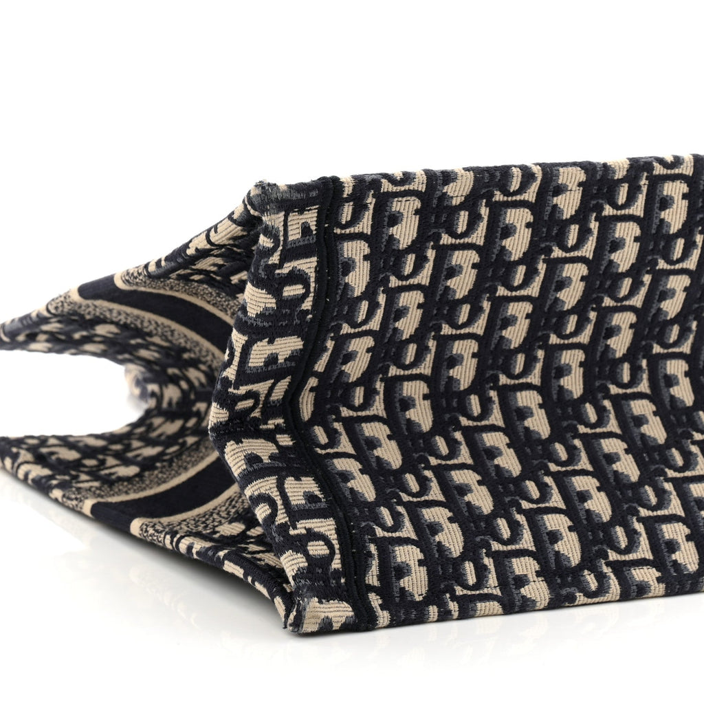 Oblique Medium Book Tote Blue Multicolor