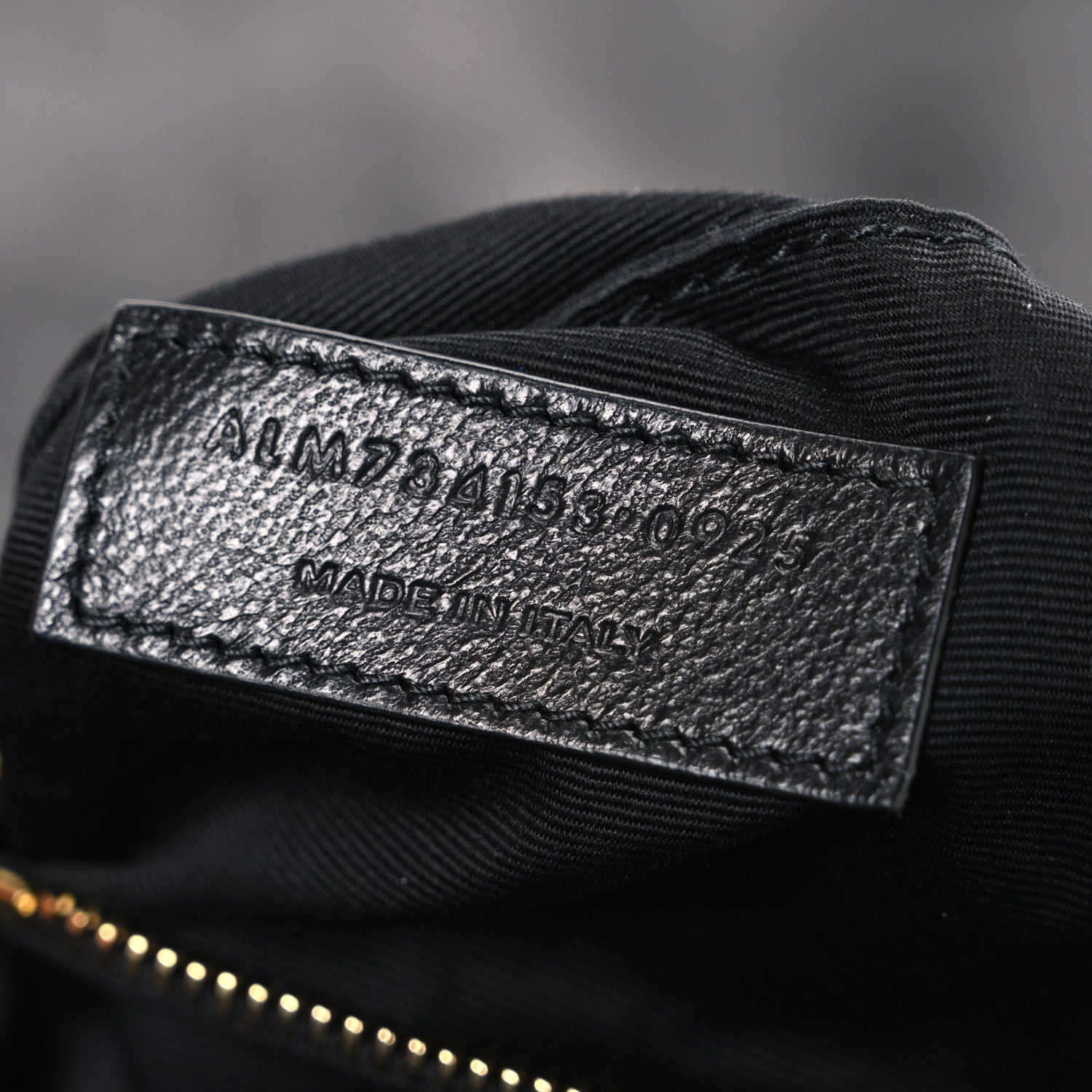 Plunged Lambskin Calypso Black