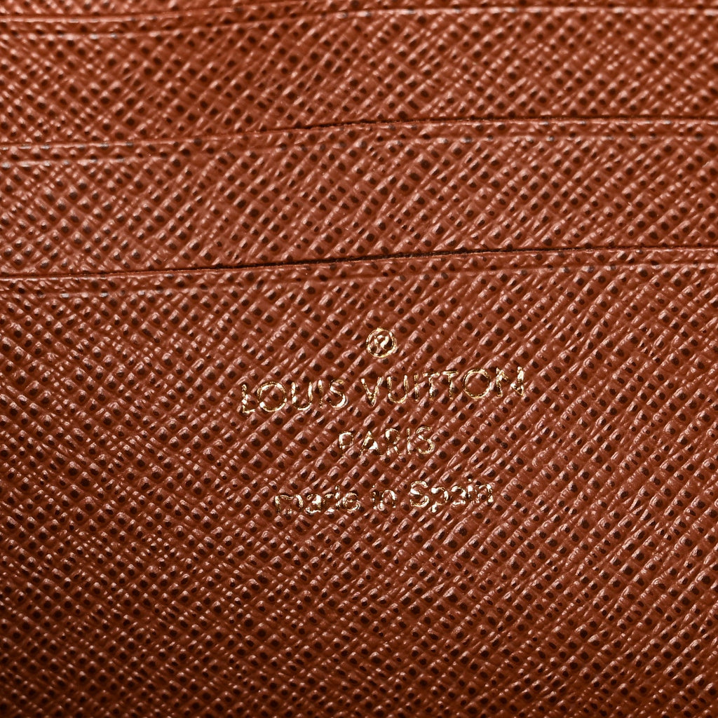 Monogram Ivy Wallet On Chain