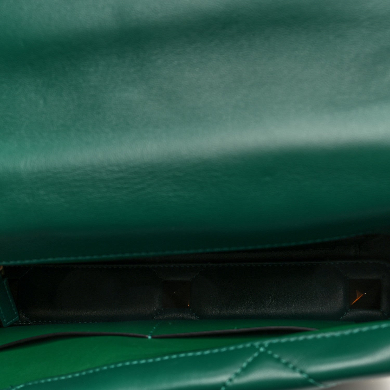 Nappa Medium Roman Stud Shoulder Bag Jungle