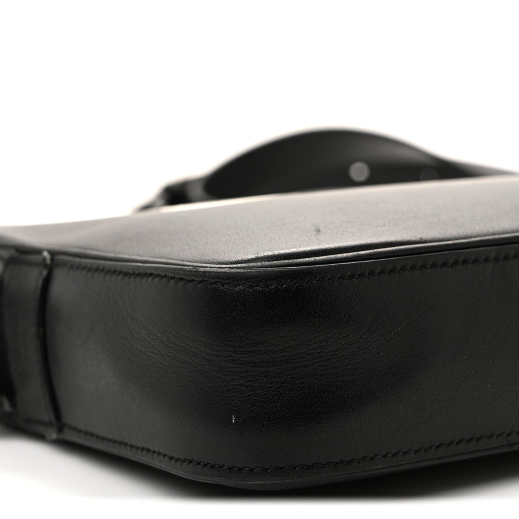 Smooth Calfskin Medium Messenger Bag Black