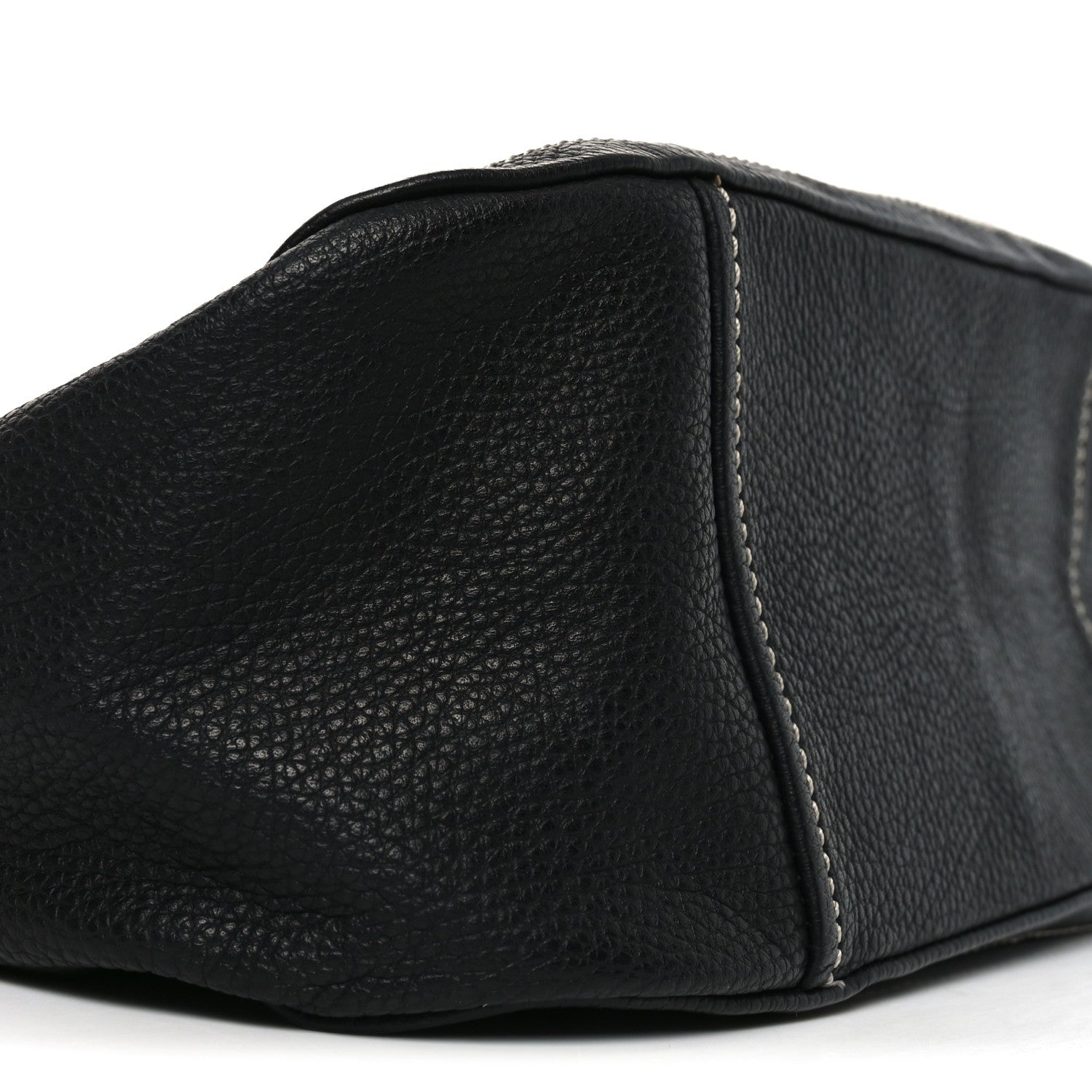 Vitello Daino Hobo Black