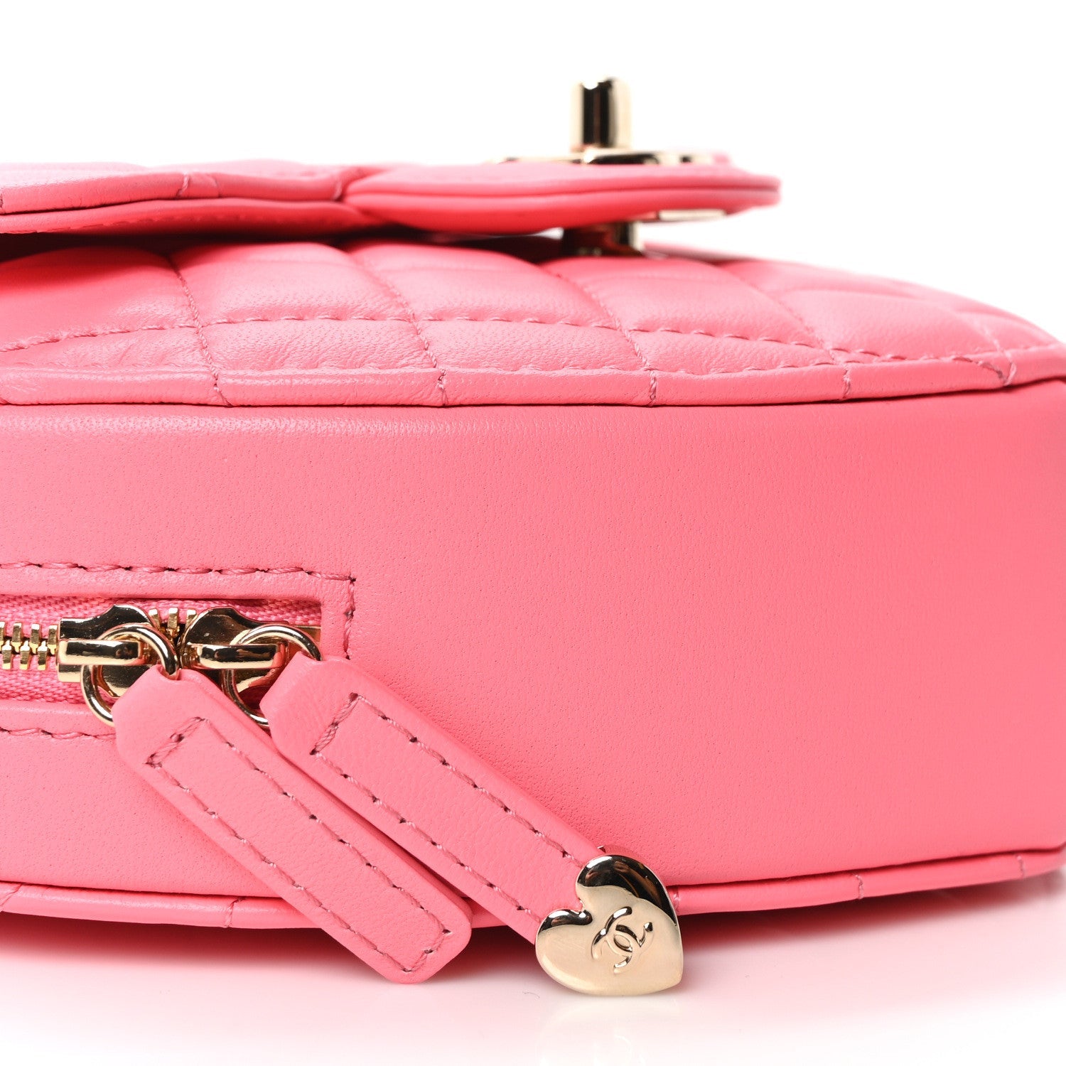 Lambskin Quilted CC In Love Heart Bag Pink