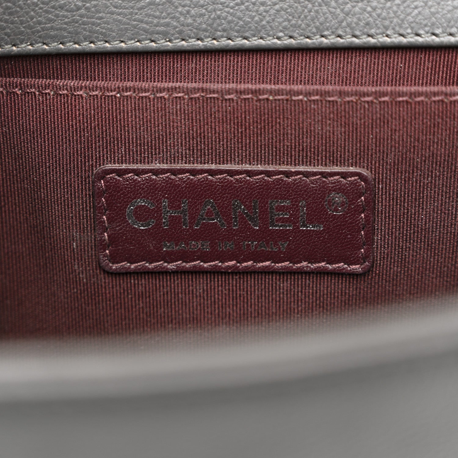 Calfskin Double Stitch Medium Boy Flap Grey