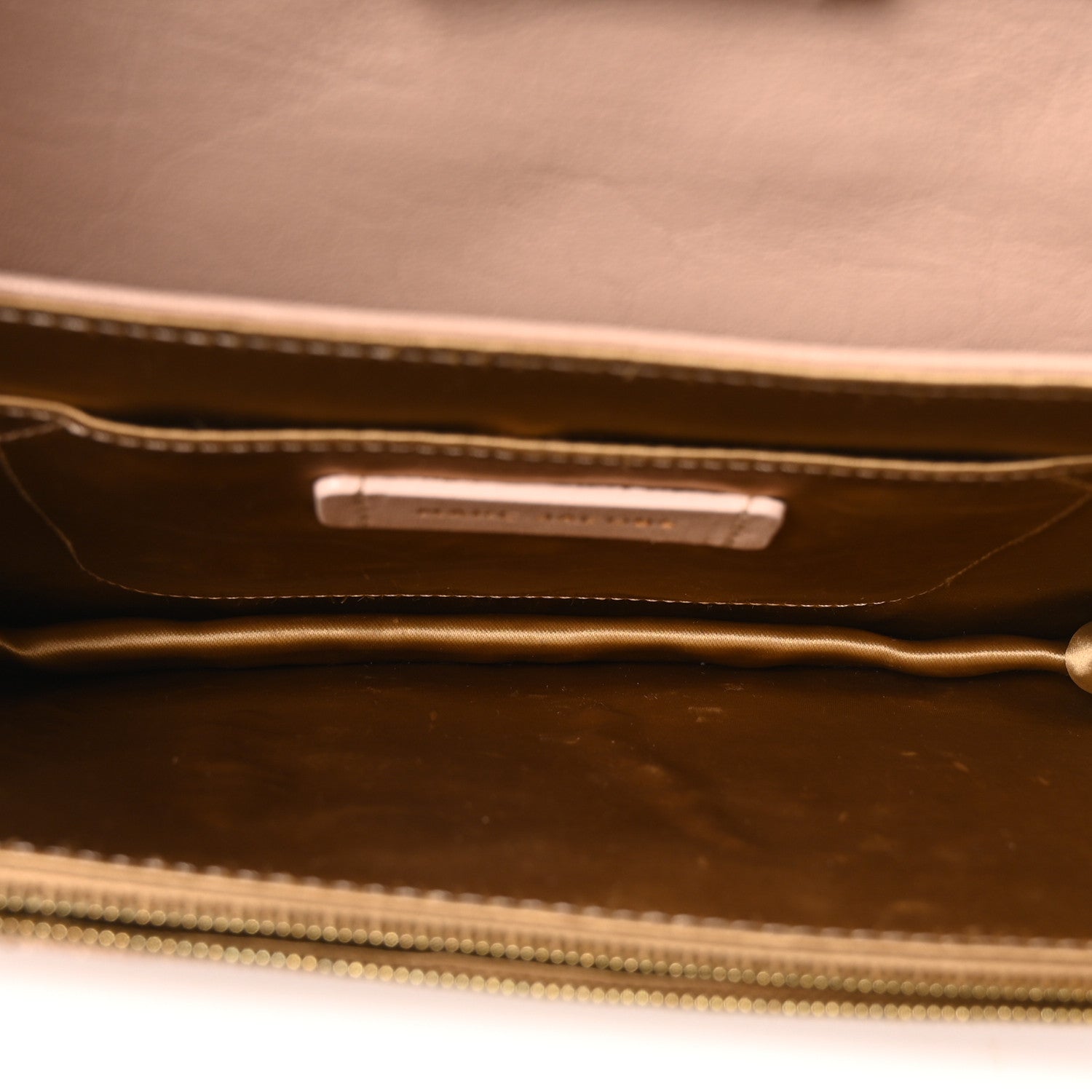 Lacquered Lambskin Baroque Single Flap Beige