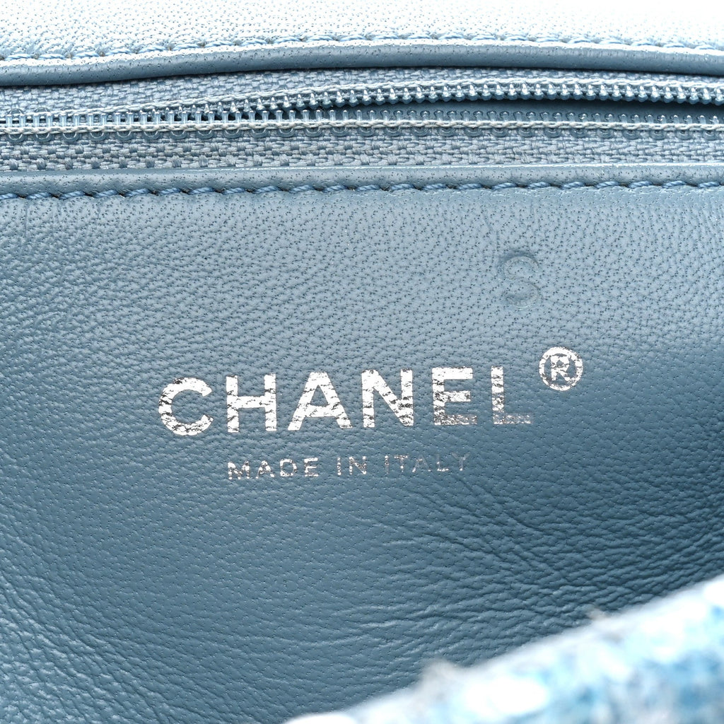 Sequin Large Waterfall Flap Light Blue