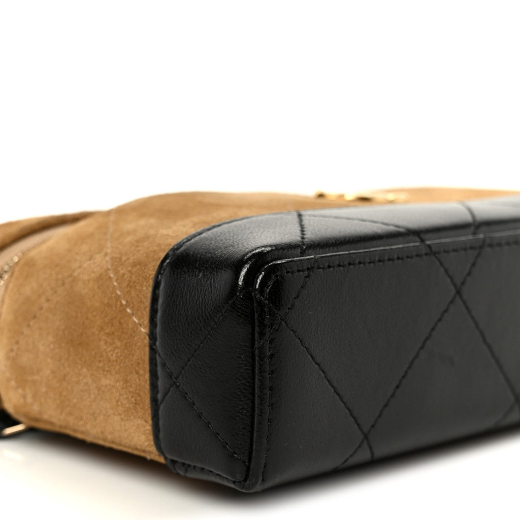 Suede Calfskin Shiny Lambskin Stitched Top Handle Slim Vanity With Chain Beige Black