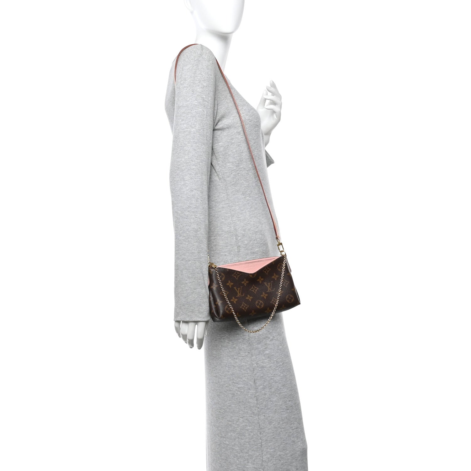 Monogram Pallas Clutch Rose Poudre