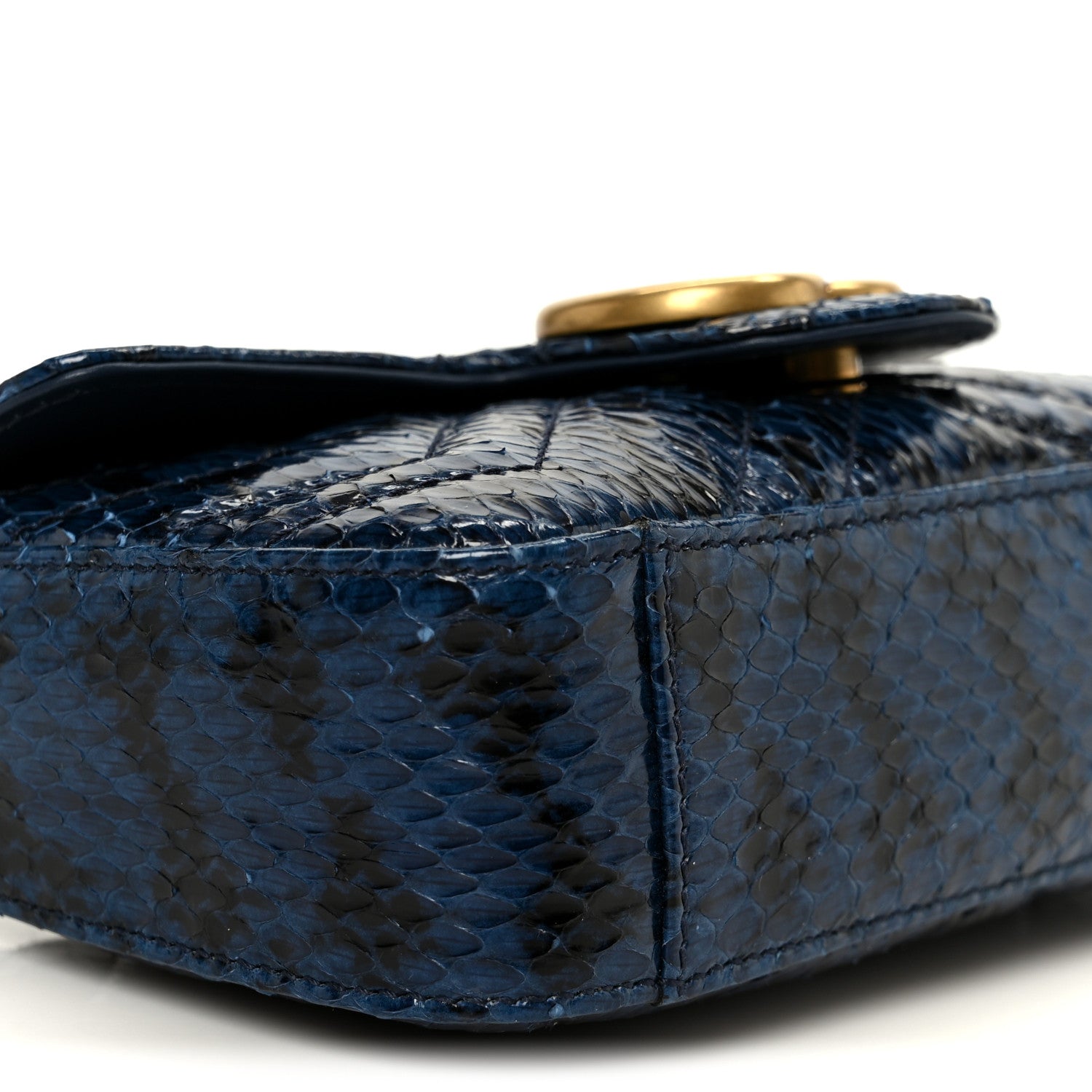 Snakeskin Matelasse Super Mini GG Marmont Shoulder Bag Blue