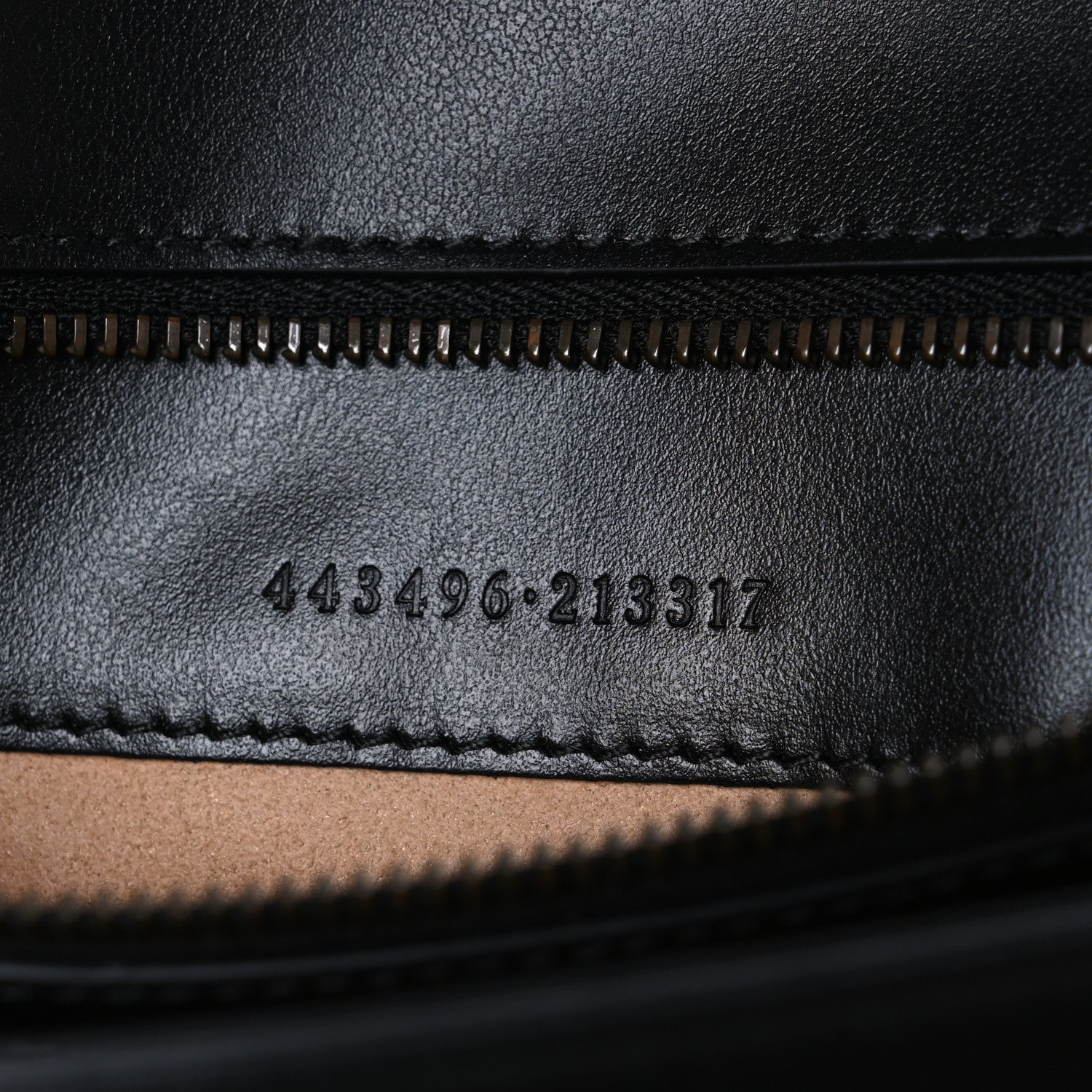 Calfskin Matelasse Medium GG Marmont Shoulder Bag Black