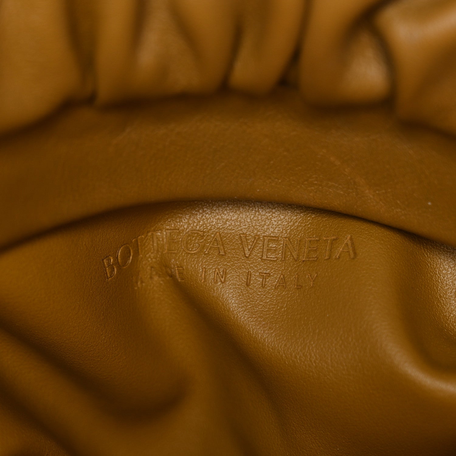 Calfskin The Pouch Chain Teak