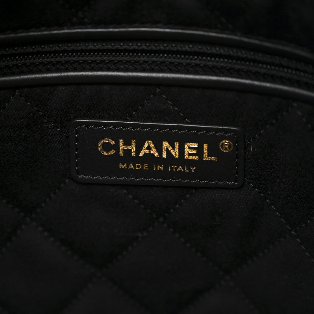 Shiny Calfskin Quilted Small Chanel 22 Black