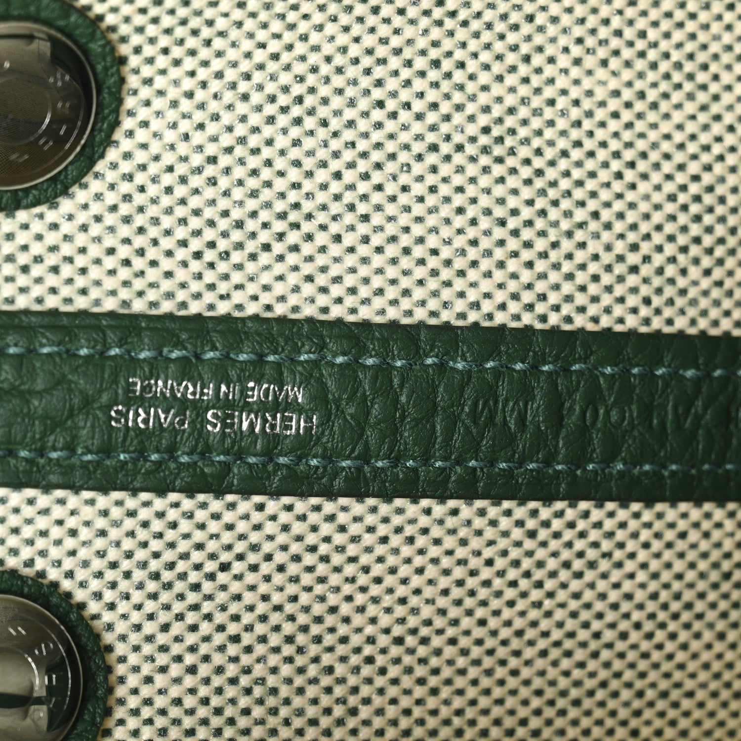 H Viking Negonda Neo Garden 23 Ecru Vert Moyen