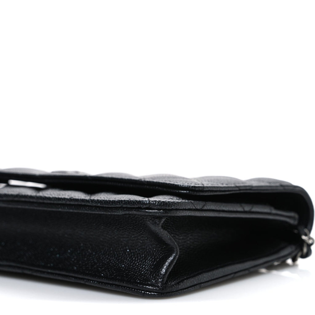 Iridescent Caviar Quilted Wallet on Chain WOC Black
