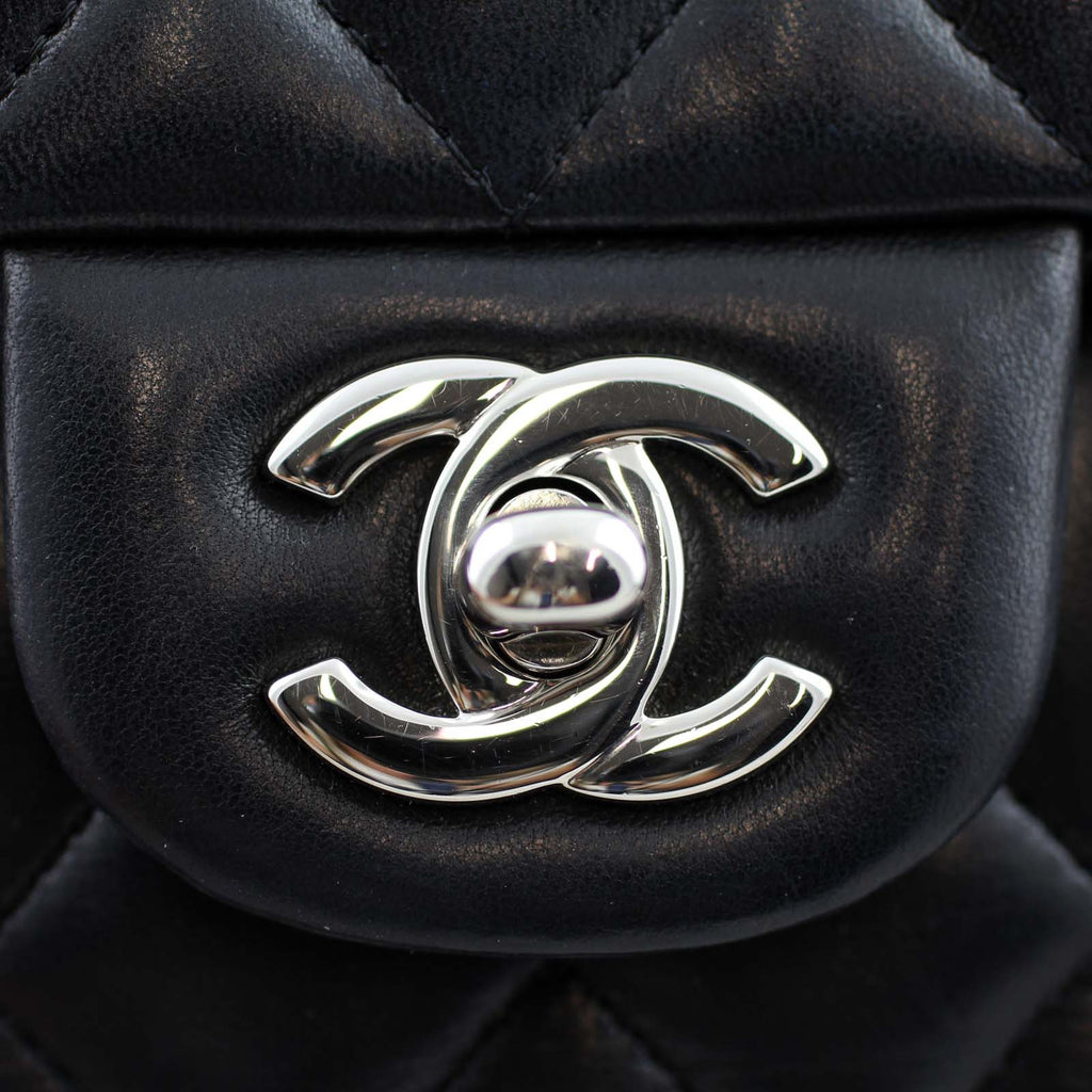 Chanel Classic Double Flap Medium
