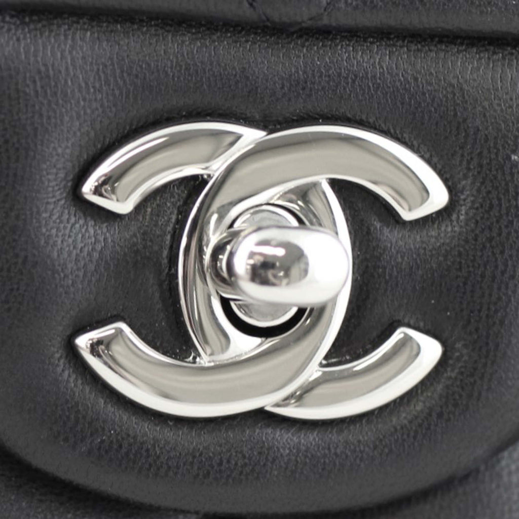 Chanel Classic Double Flap Medium