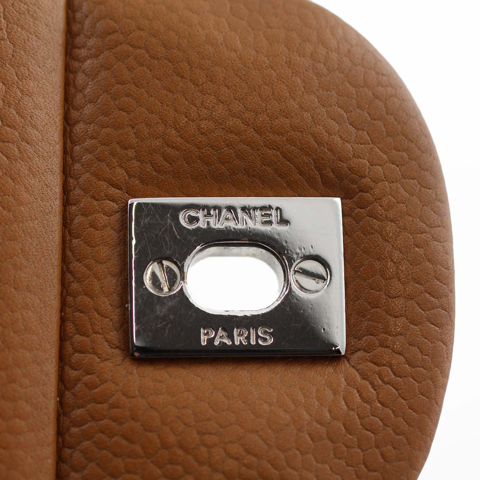 Chanel Classic Double Flap Maxi | Tan
