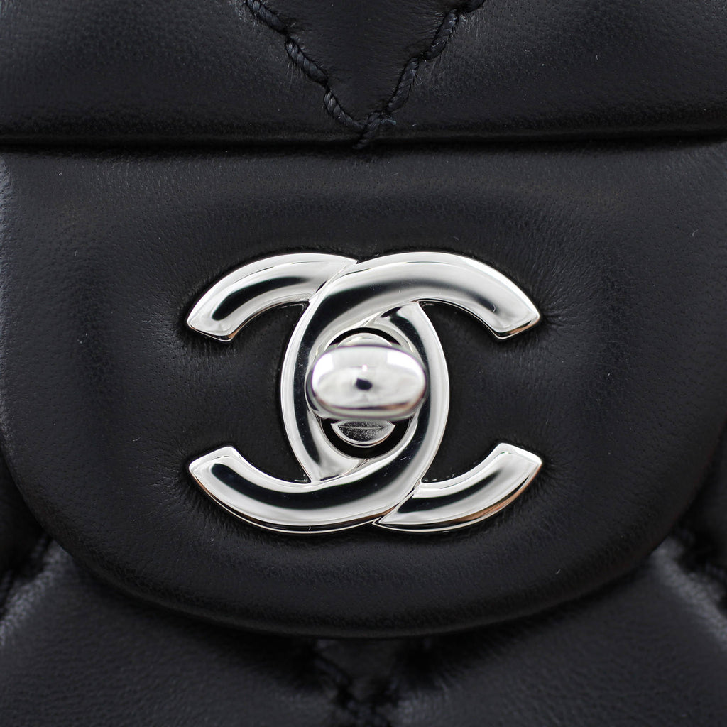Chanel Easy Carry Medium Flap Bag