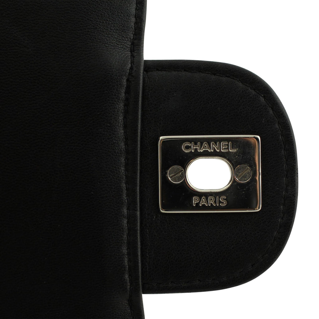 Chanel Classic Flap Bag Medium