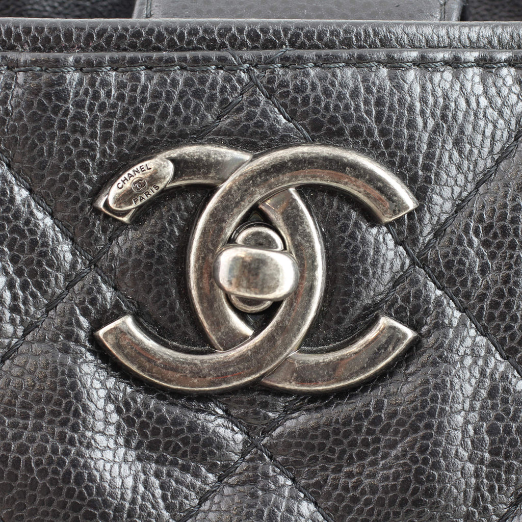 Chanel Be Caviar Tote Medium