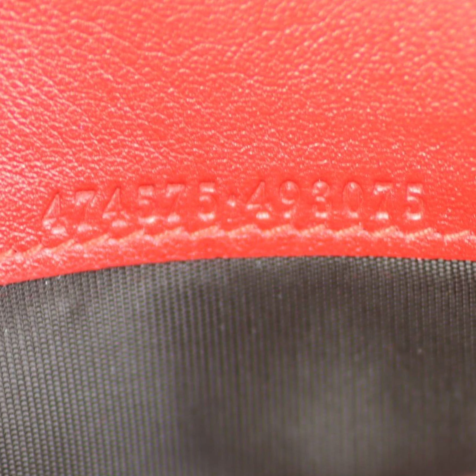 Gucci GG Marmont Matelasse Velvet Chain Wallet