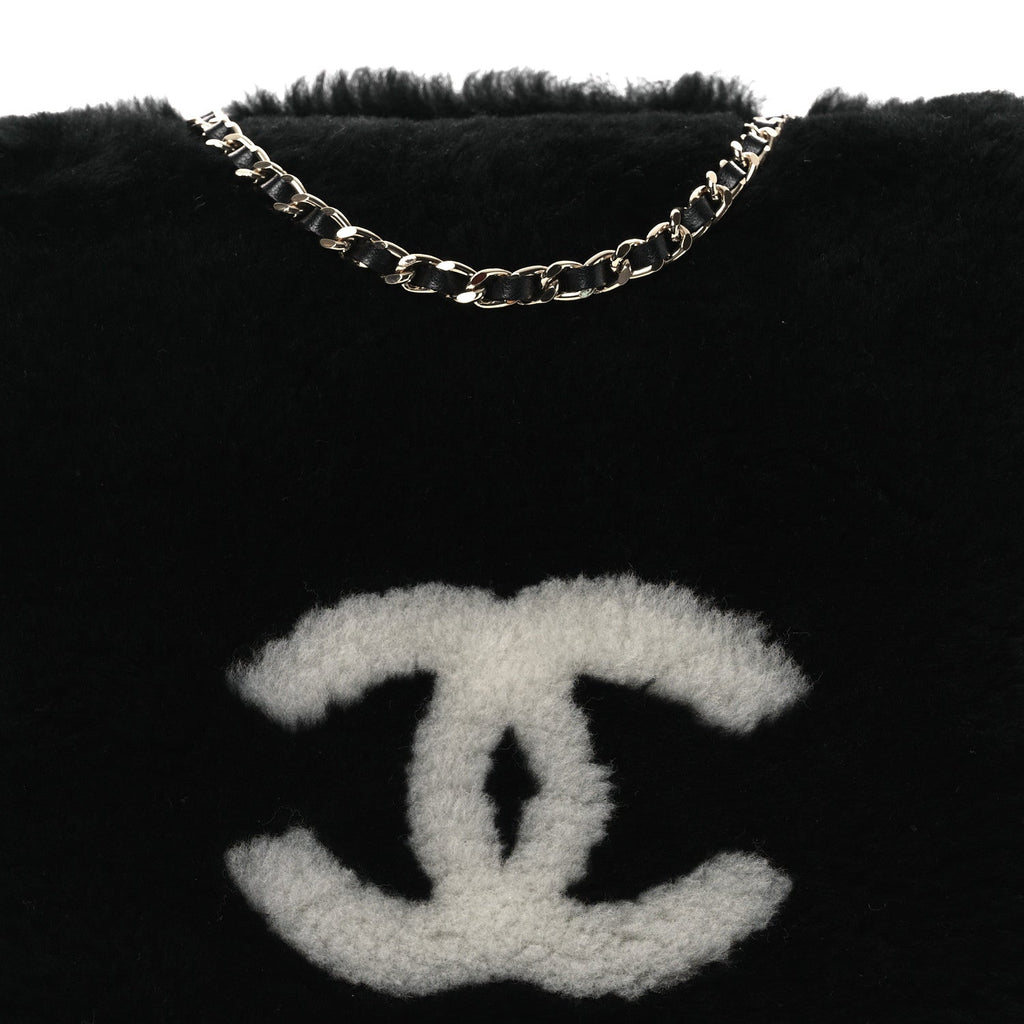 Muff Shearling Lambskin Bag Black Ecru