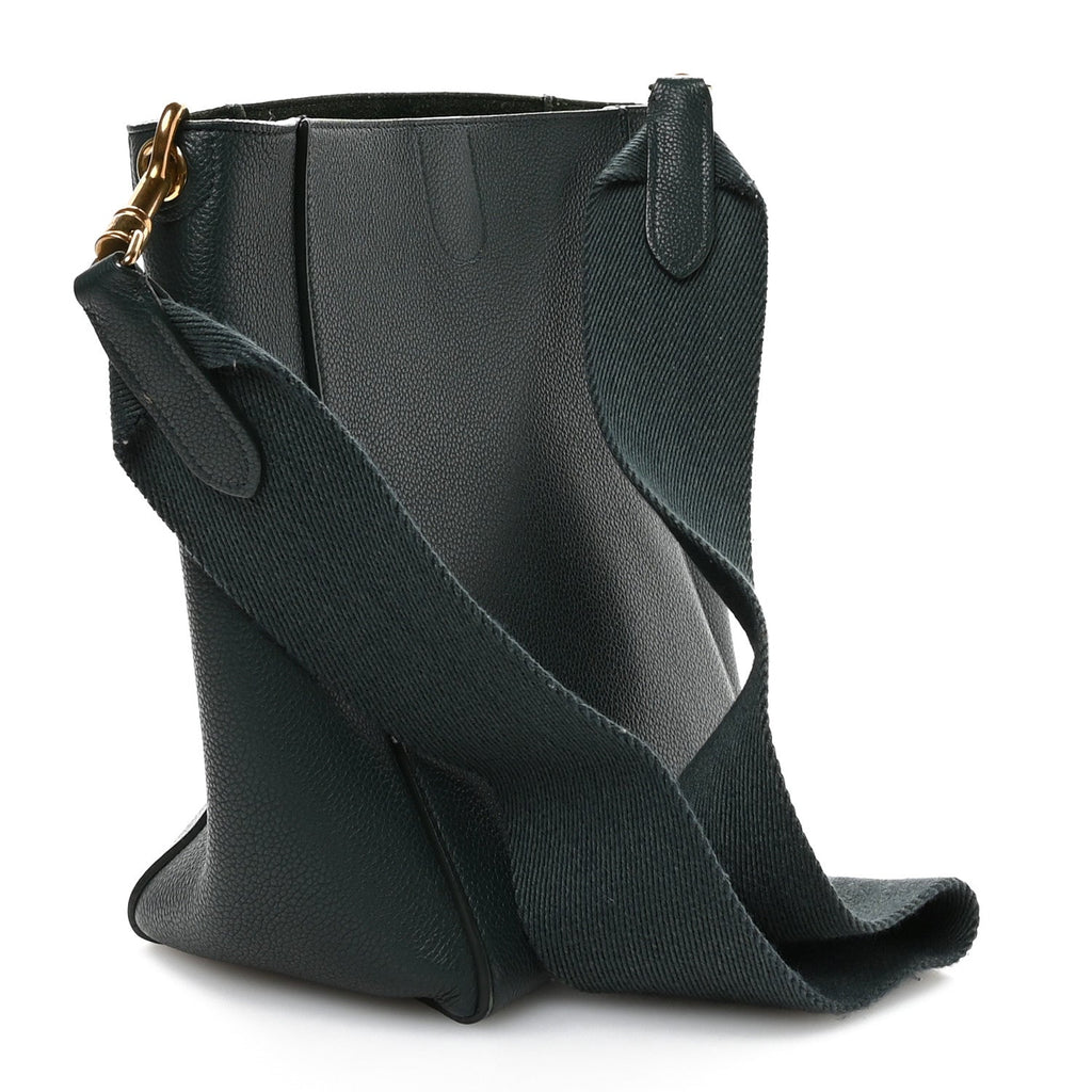 Soft Grained Calfskin Small Sangle Bucket Bag Amazone