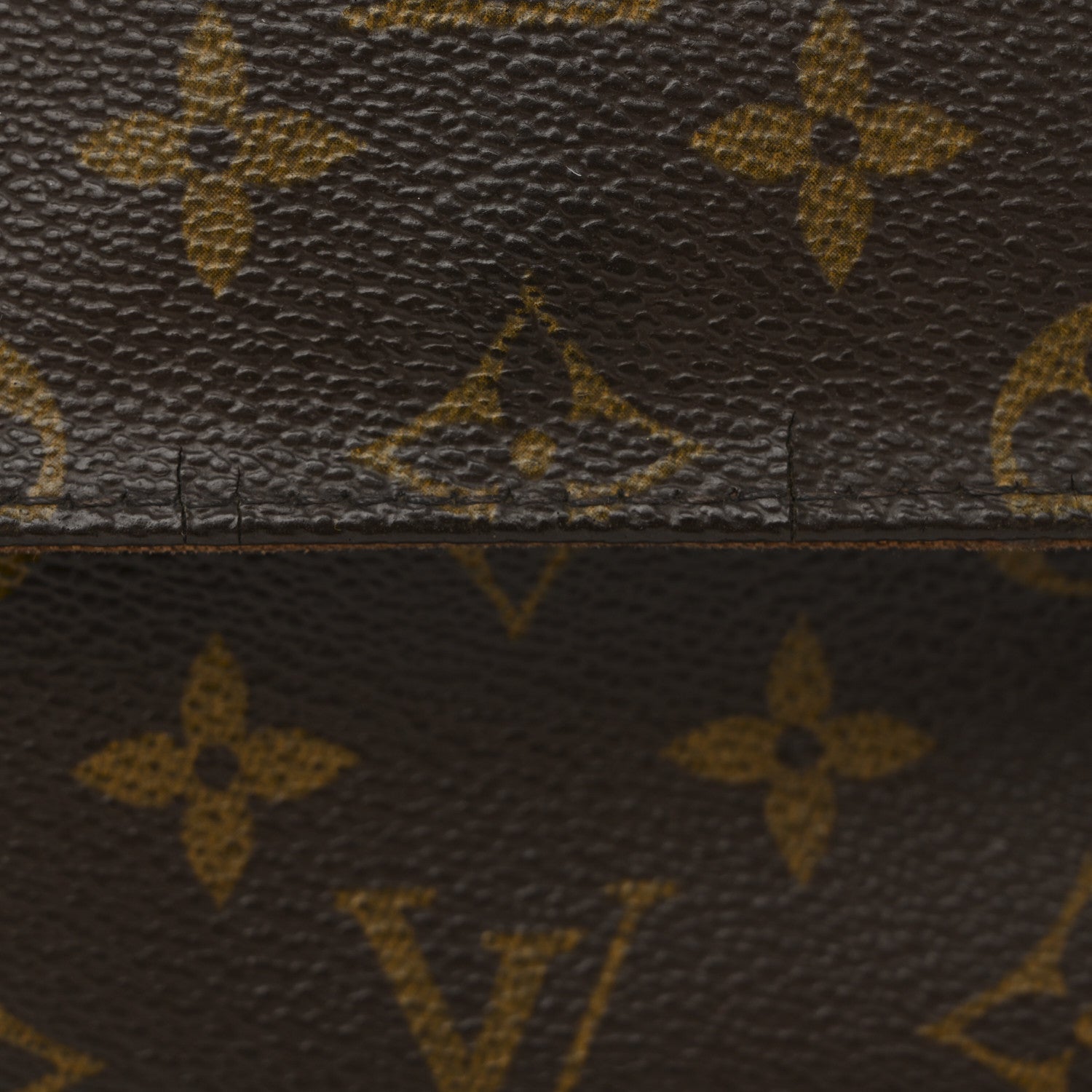 Monogram Mini Looping