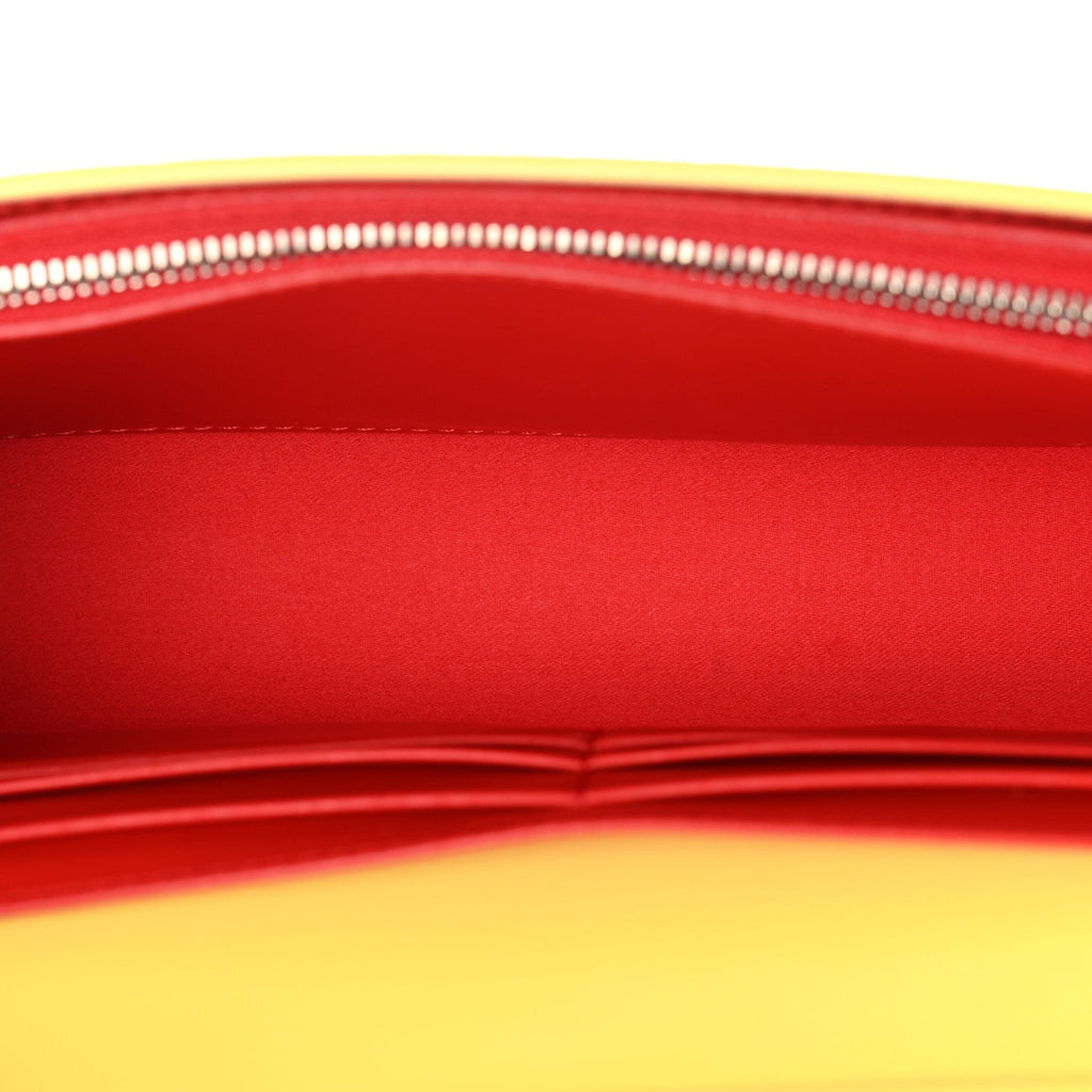 Calfskin Spikes Loubinthesky Paloma Clutch  Piou