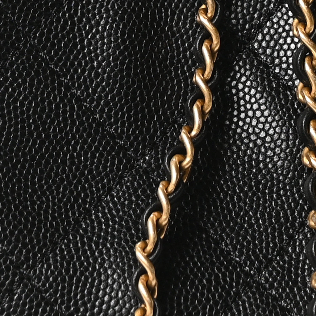 Caviar Quilted Medium Chanel 25 Handbag Black
