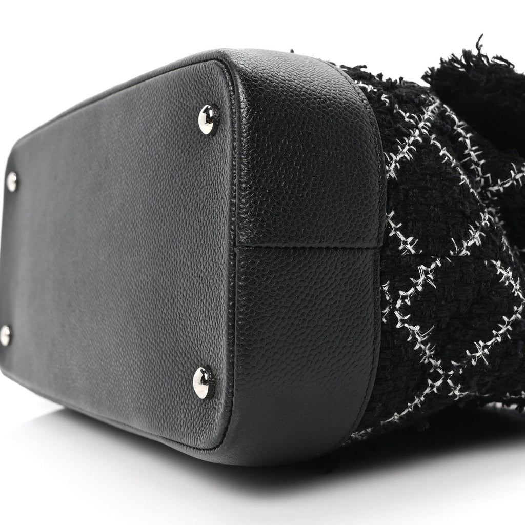 Tweed Trip Top Handle Flap Black
