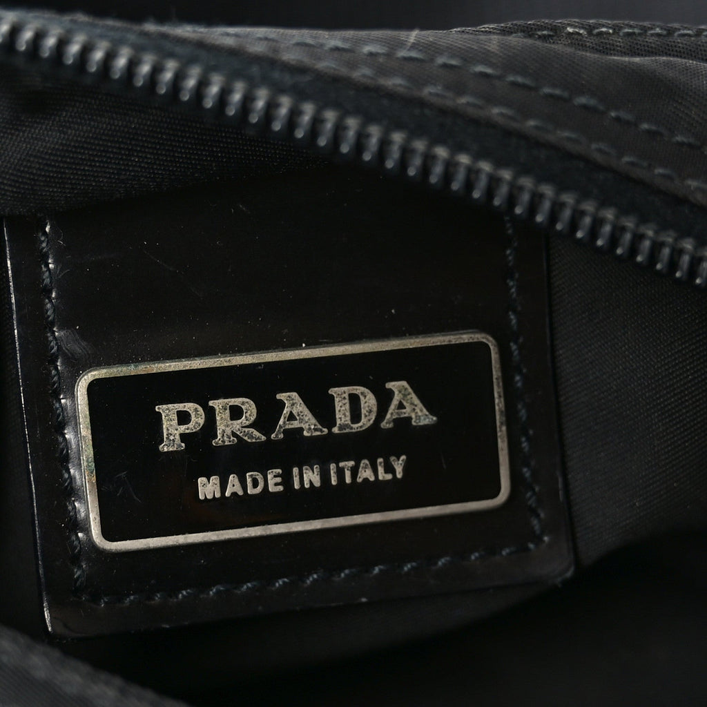 Nylon Flat Messenger Bag Black