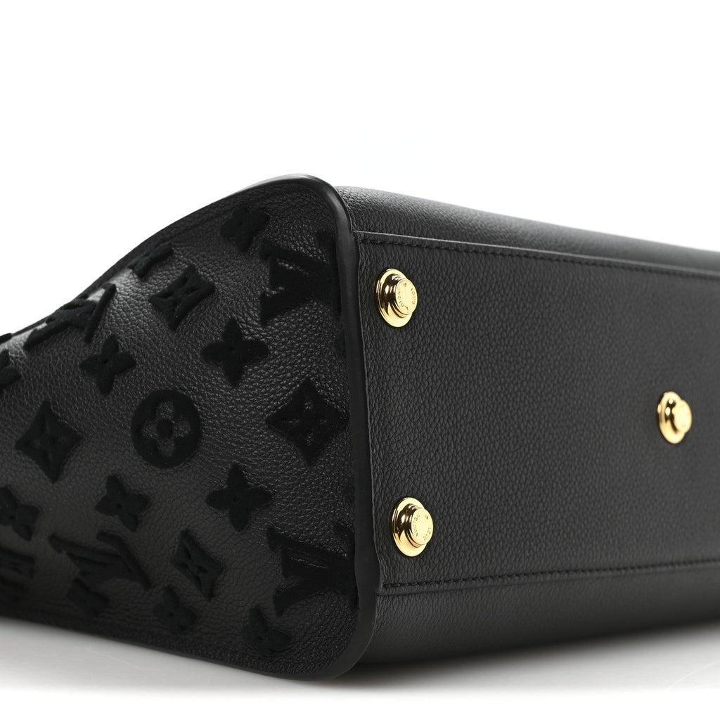 Calfskin Monogram Tufting On My Side Black