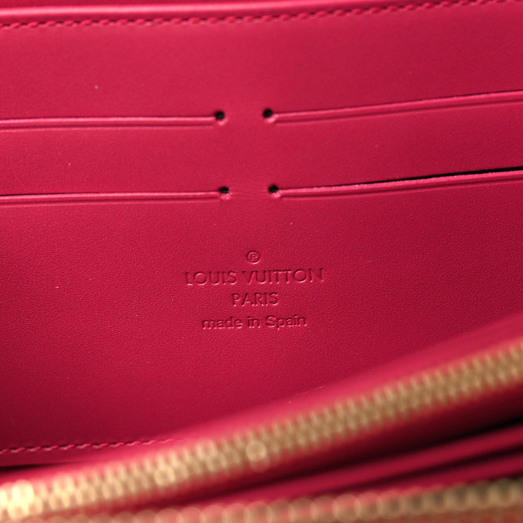 Vernis Zippy Wallet Fuchsia