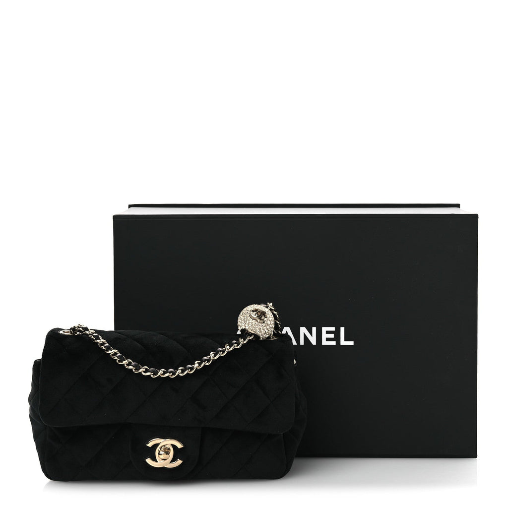 Velvet Quilted Mini Rectangular Pearl Crush Flap Black