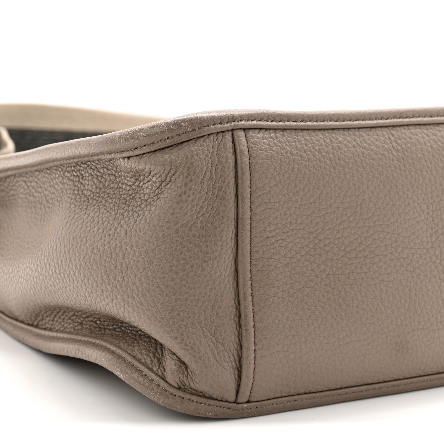 Vitello Daino Soft Hobo Messenger Bag Argilla