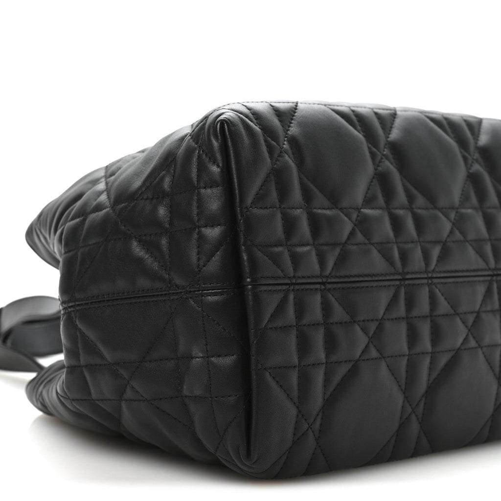 Calfskin Macrocannage Medium Toujours Black