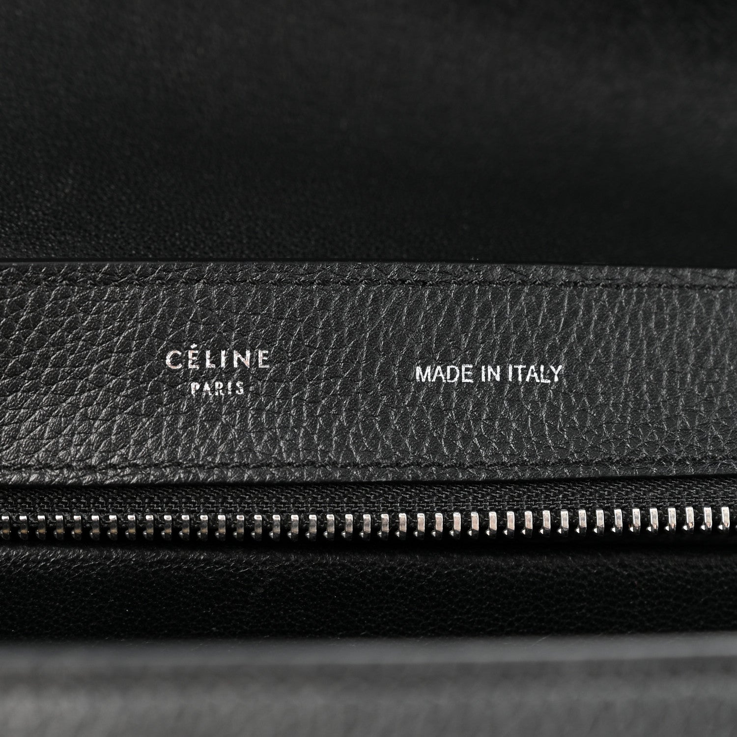 Drummed Calfskin Suede Medium Trapeze Black