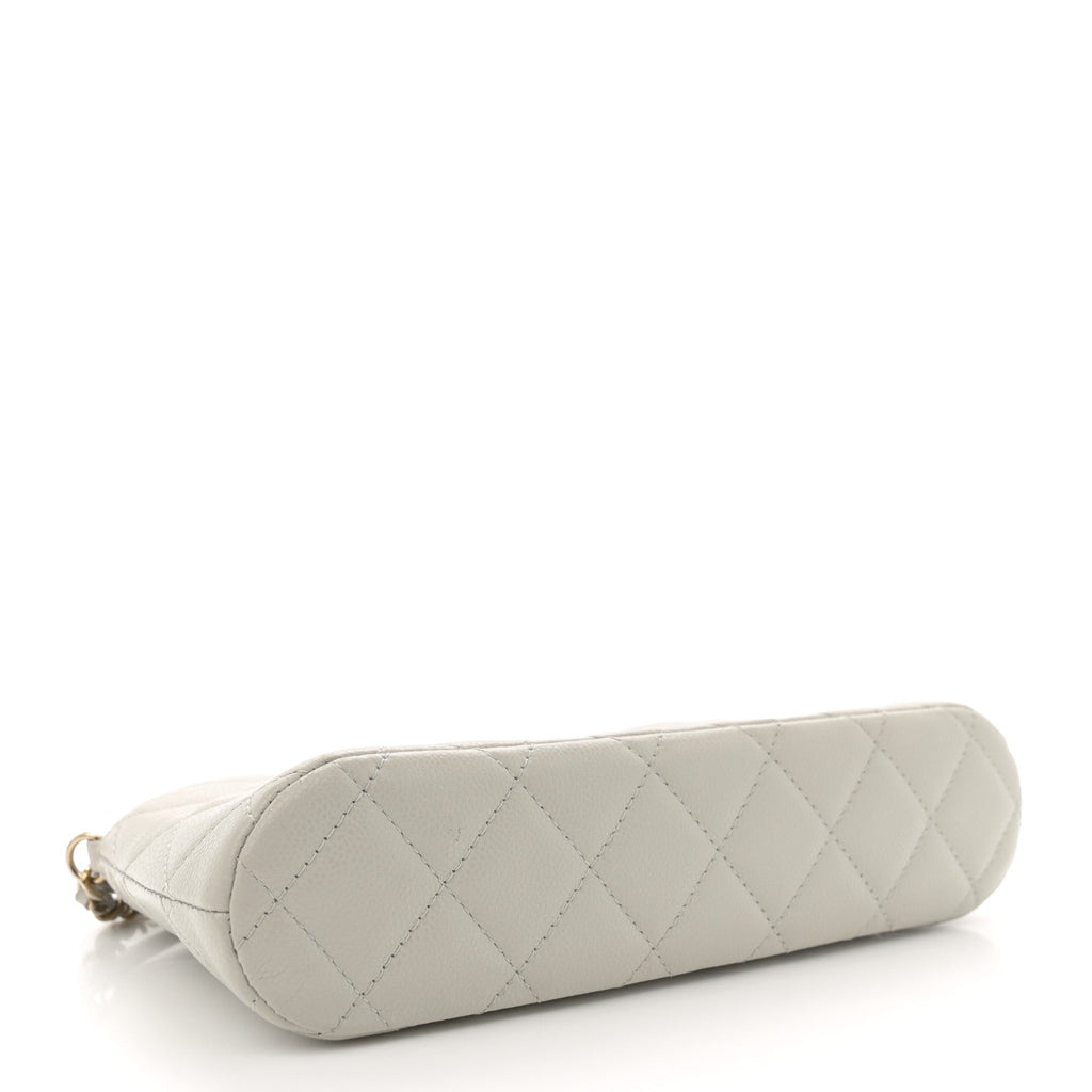 Caviar Quilted Classic Clutch With Chain Light Grey