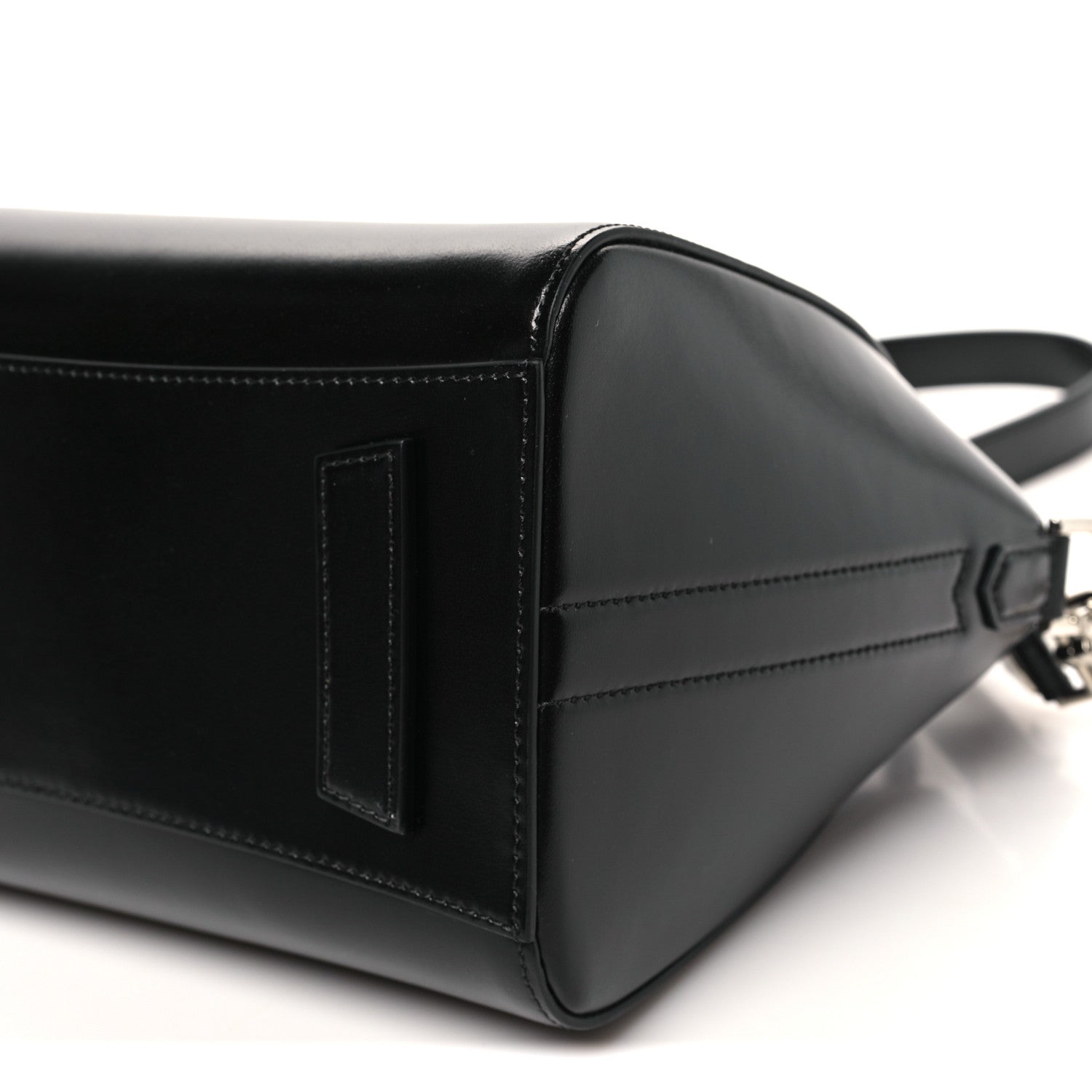 Shiny Lord Calfskin Small Antigona Black