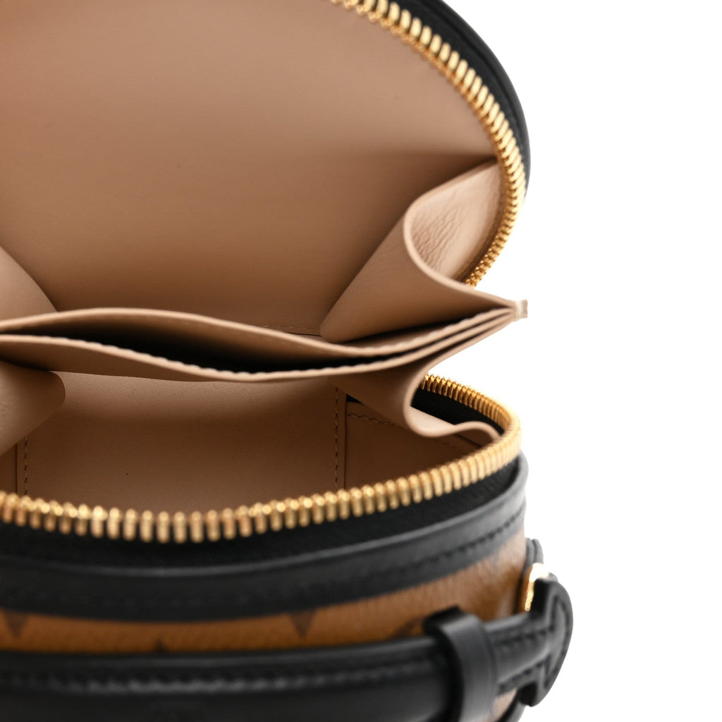 Reverse Monogram Mini Boite Chapeau