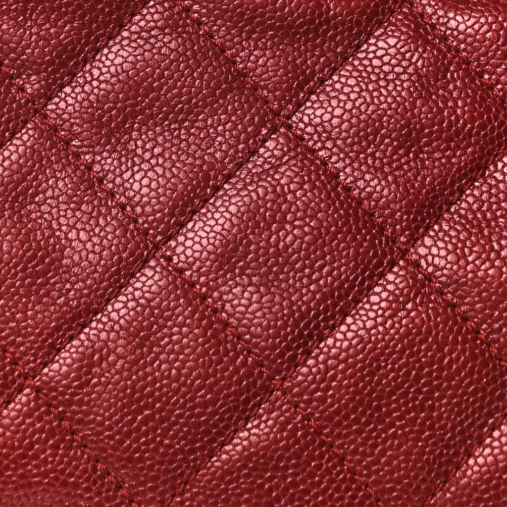 Iridescent Caviar Quilted Tall Chic Shopping Tote Red