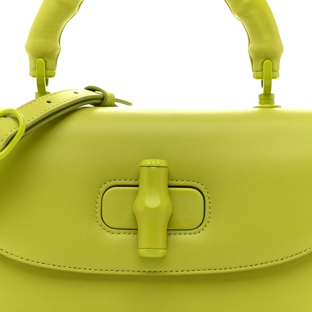 Calfskin Medium Bamboo Green
